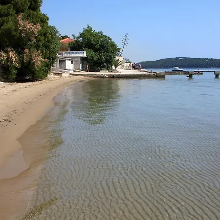 Appartamento With Parking Space Banjol, Rab - 16647 Banjol